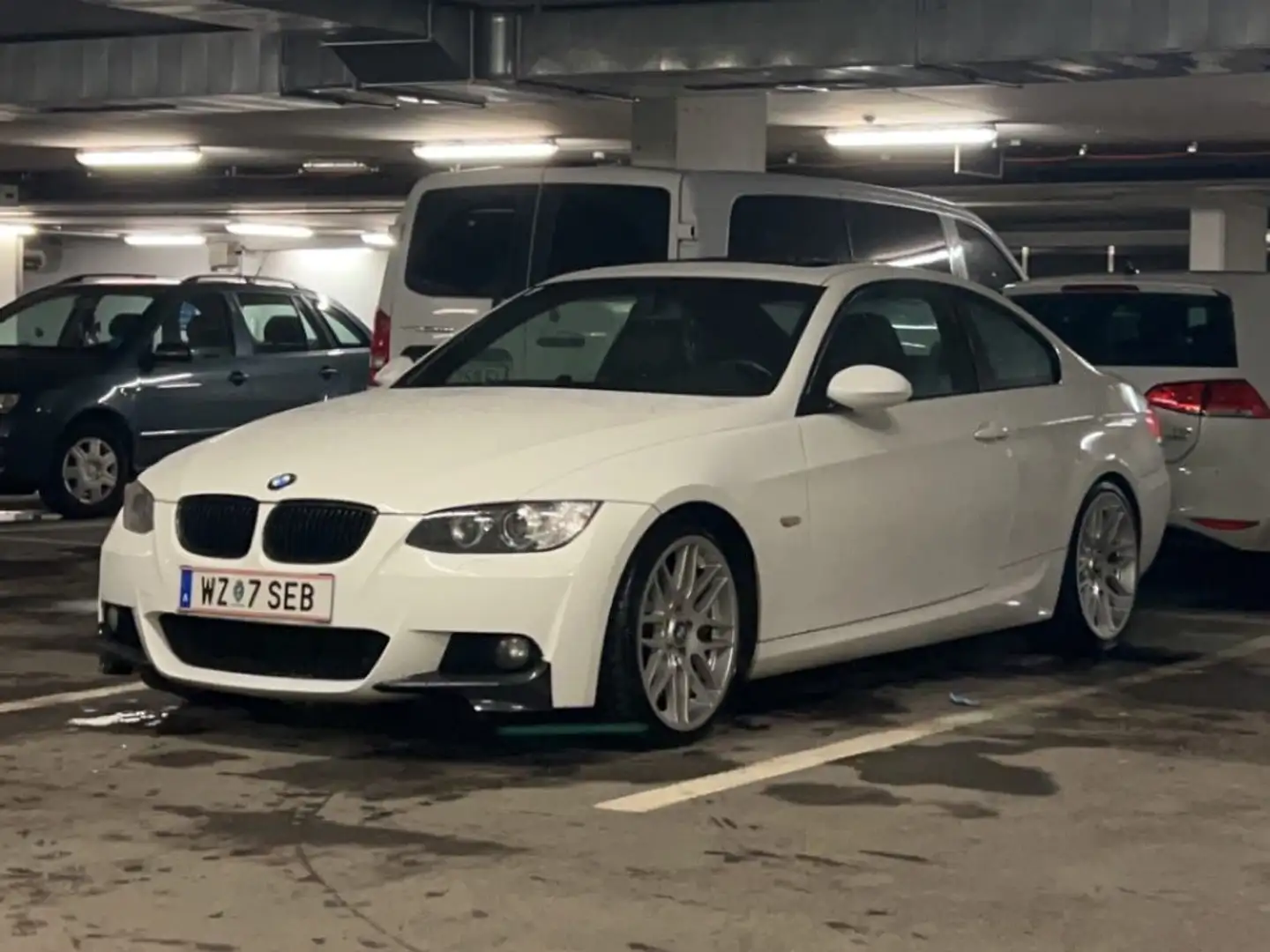 BMW 330 330i Coupé Blanc - 1