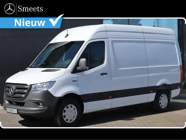 Mercedes-Benz 320 eSprinter L2 Pro 81kWh TREKHAAK BEGRENZER 120KM/H
