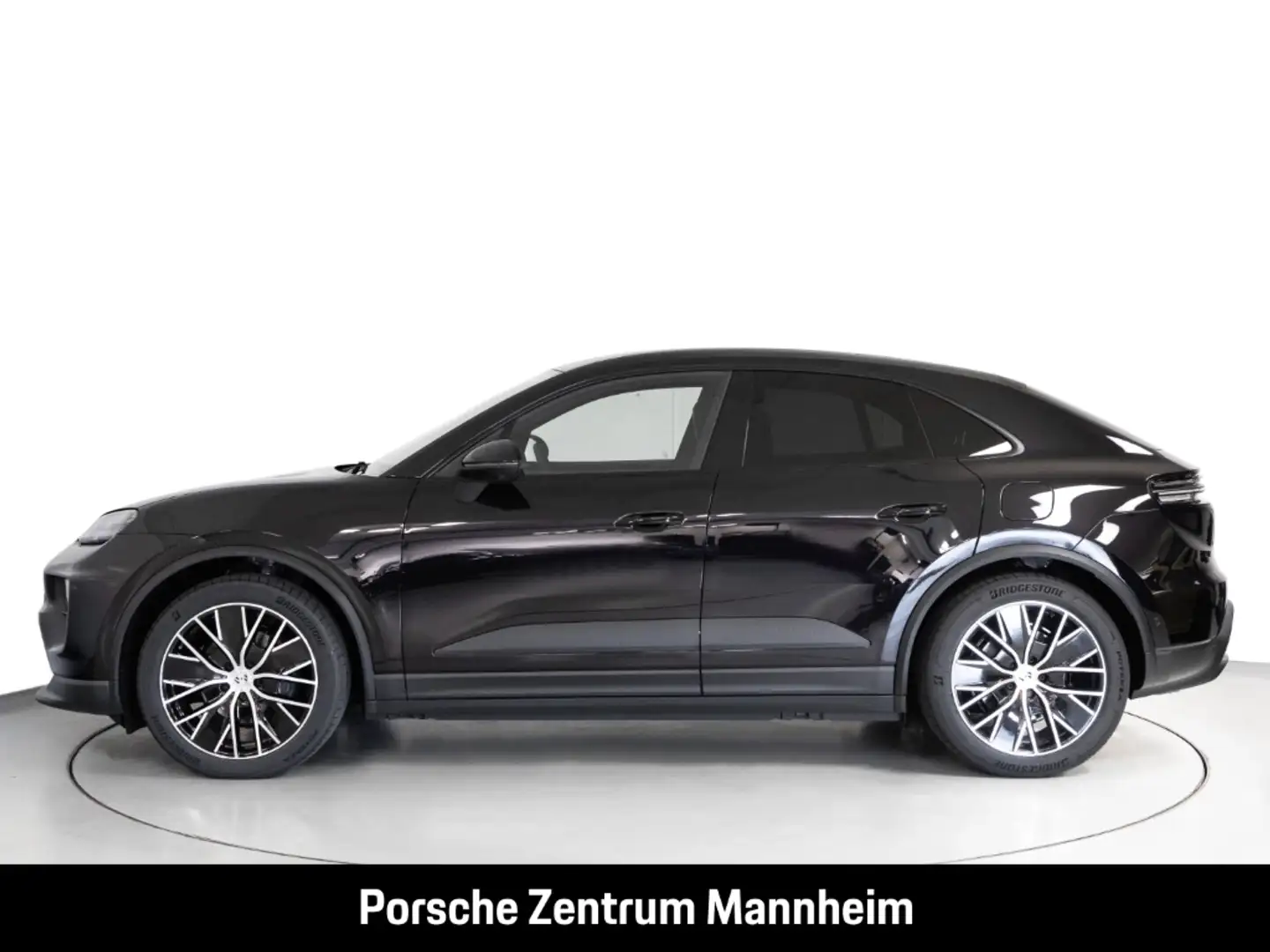 Porsche Macan 4 Schwarz - 2