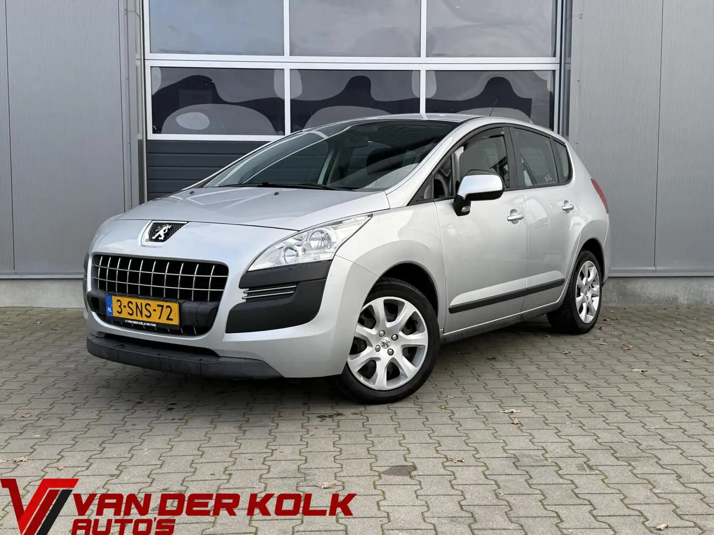 Peugeot 3008 1.6 VTi Blue Lease Cruise Trekhaak Airco Grau - 1