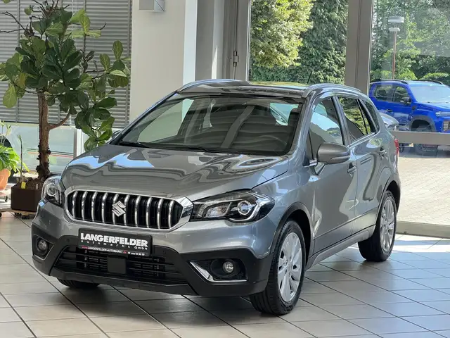 Suzuki SX4 S-Cross view 8
