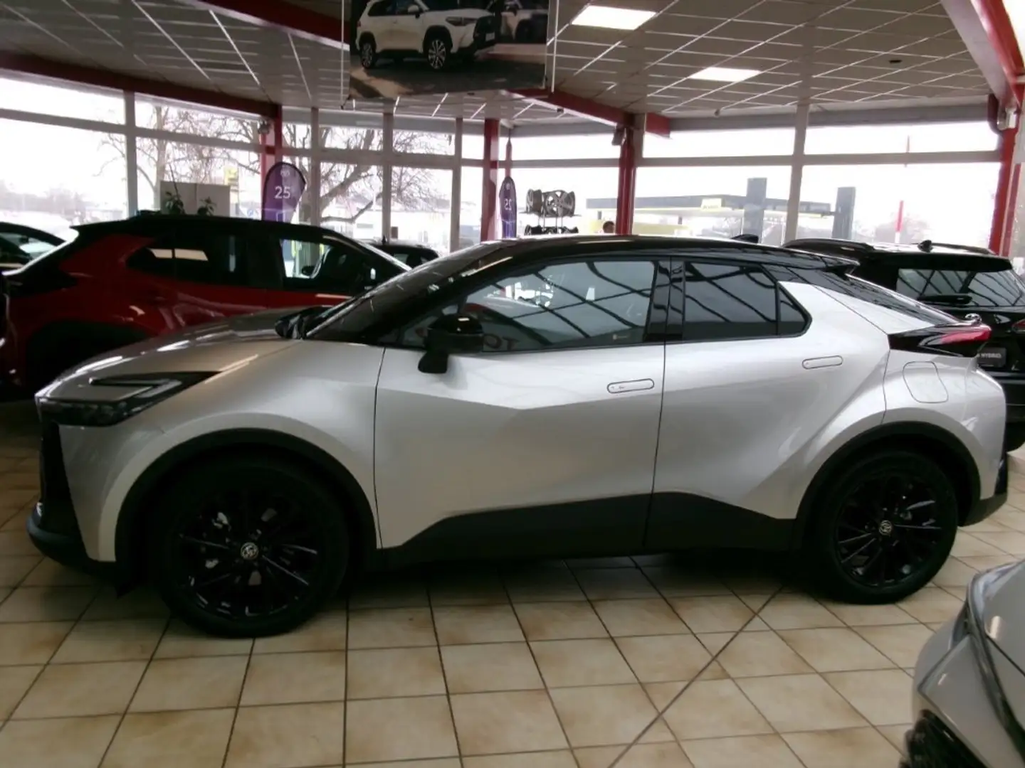 Toyota C-HR C-HR 2,0 Plug-In HSD GR Sport !!! PREISHIT !!! Silber - 2