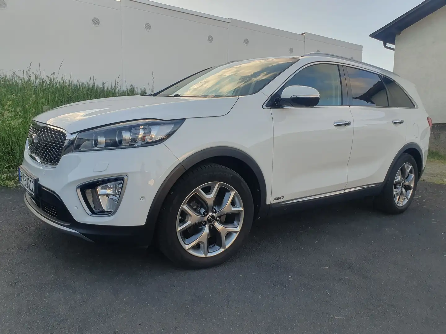 Kia Sorento 2.2 CRDi AWD Aut. Spirit Weiß - 1