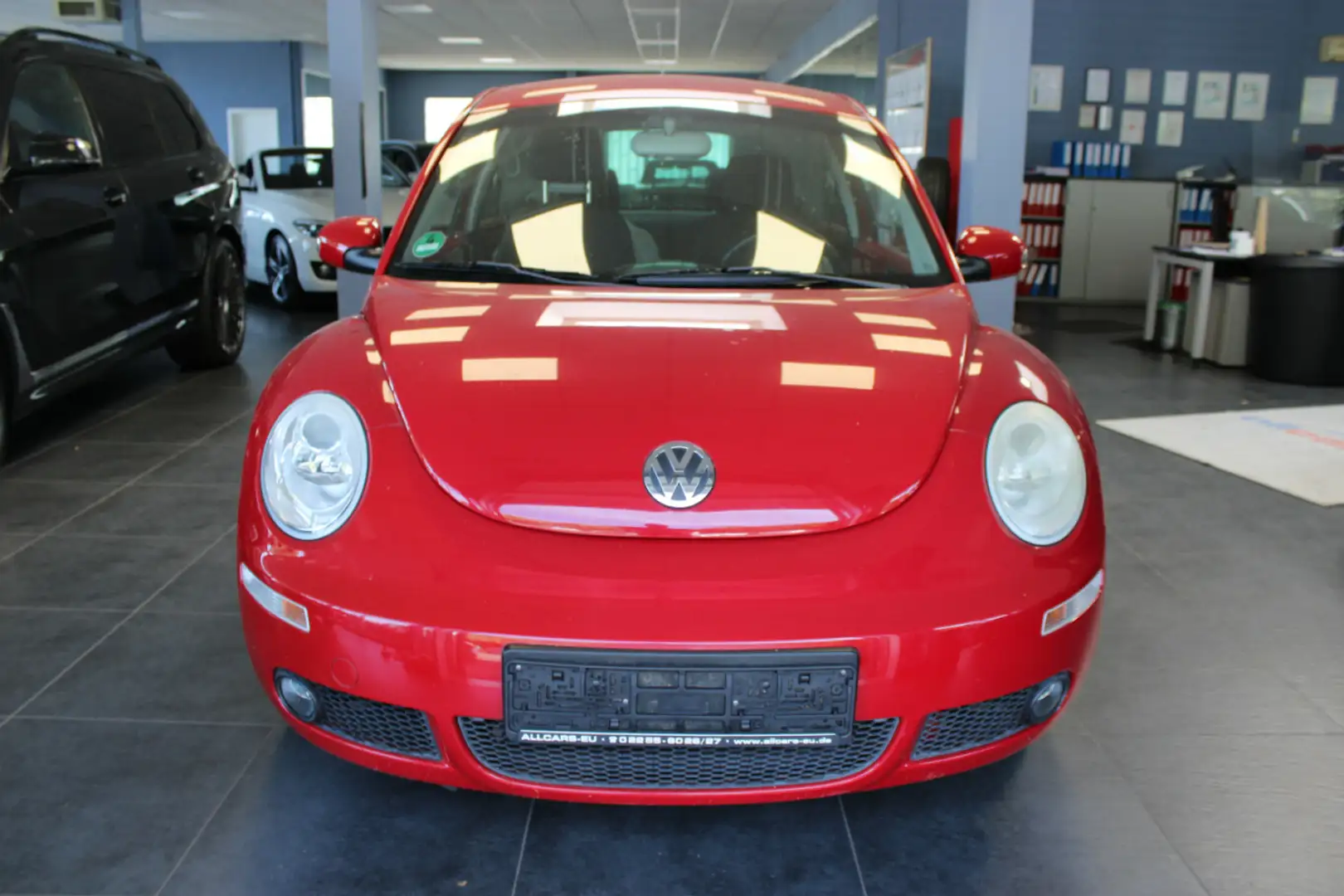 Volkswagen New Beetle 1.4 Freestyle Rot - 2