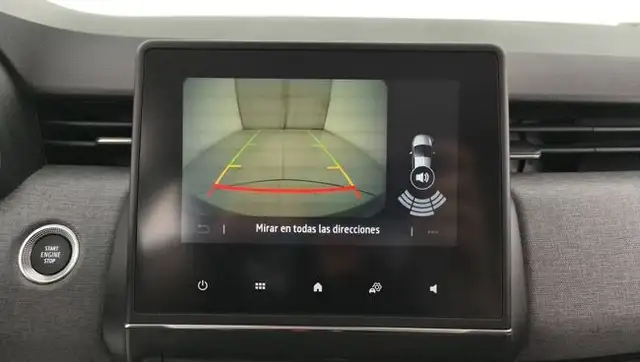 Renault Clio view 6