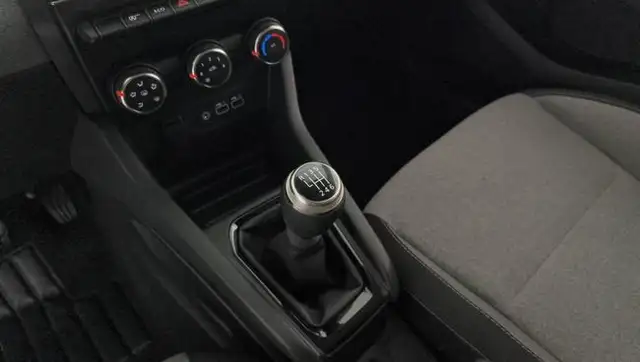 Renault Clio view 10