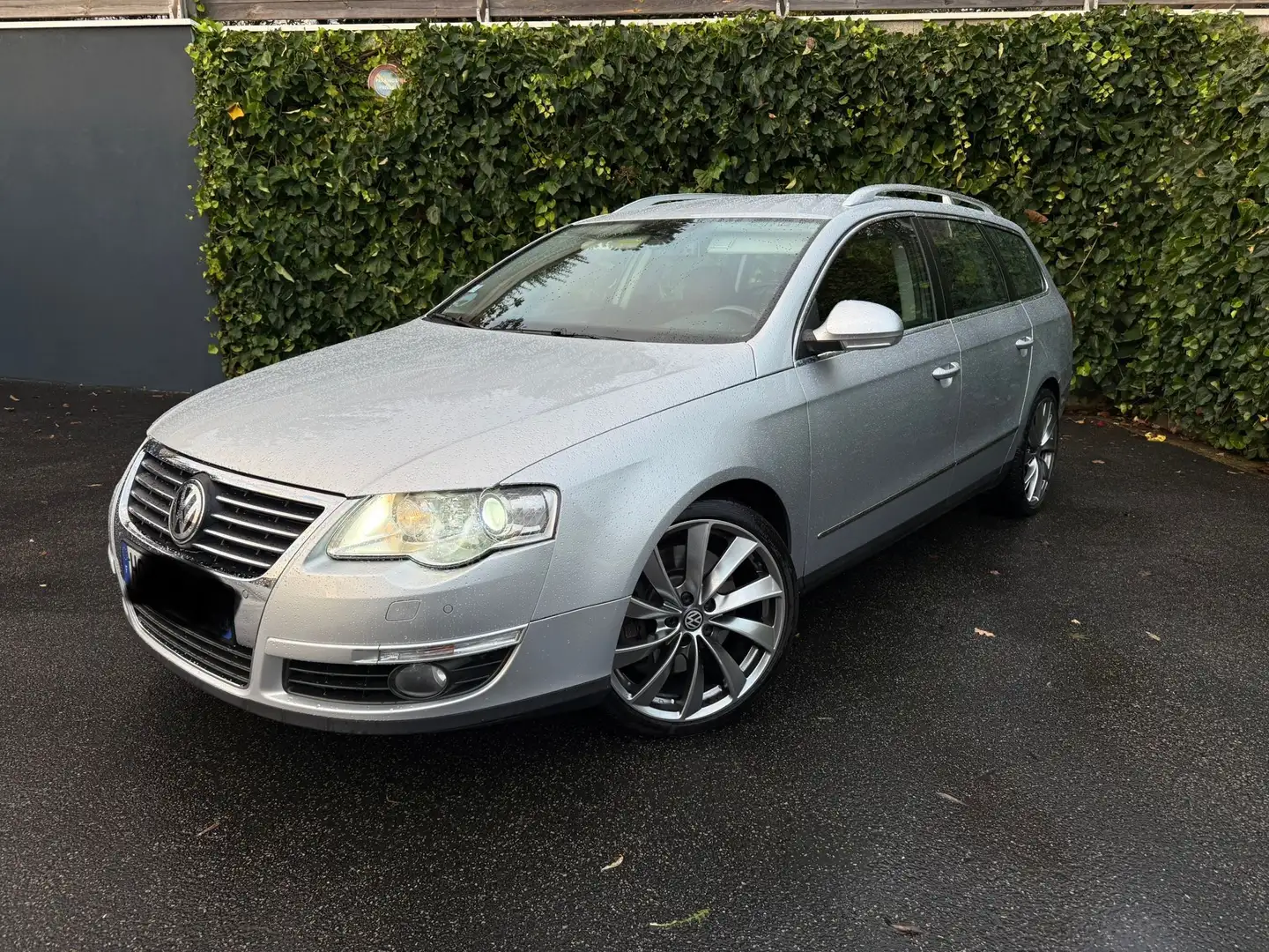 Volkswagen Passat Variant SW 3.2 V6 FSI 250 Carat DSG - 1