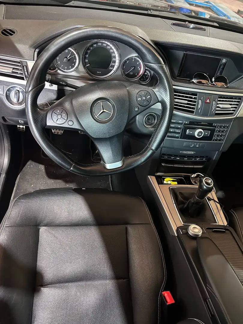Mercedes-Benz E 200 CDI BE Avantgarde - 2