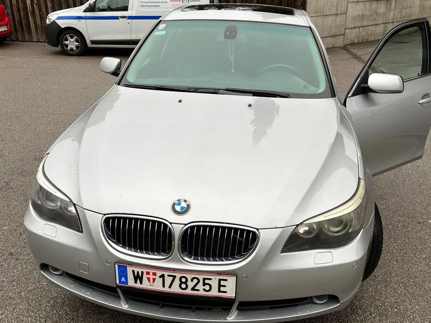 BMW 530 530d Silber - 1