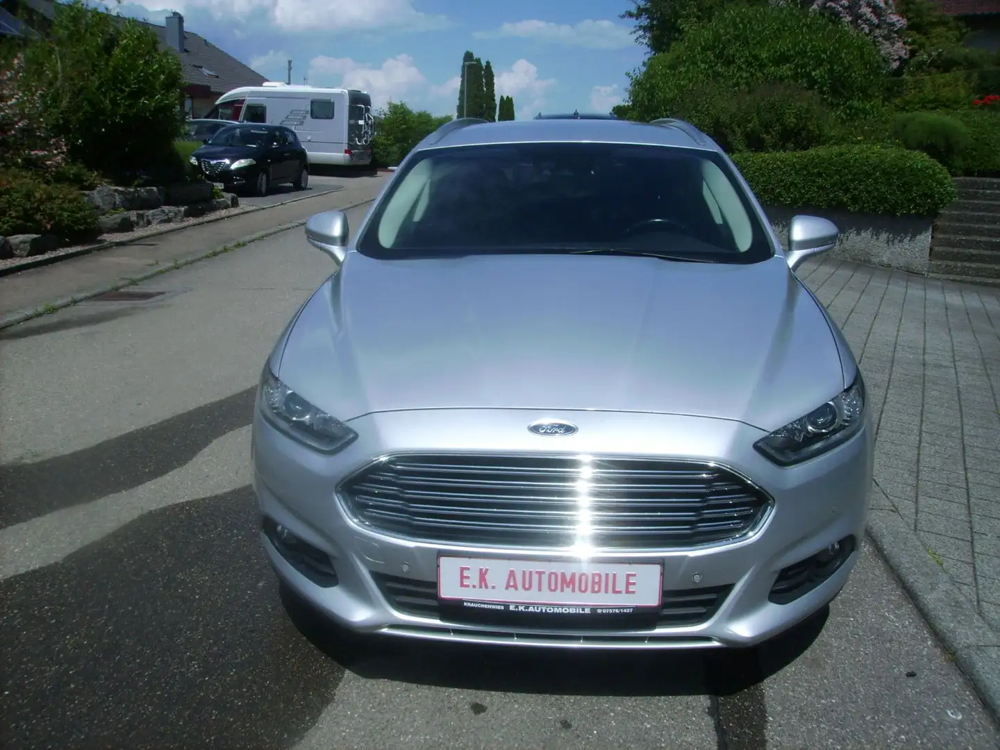 Ford Mondeo Turnier Business Edition 2,0TDCI  AHK NAV Plateado - 2
