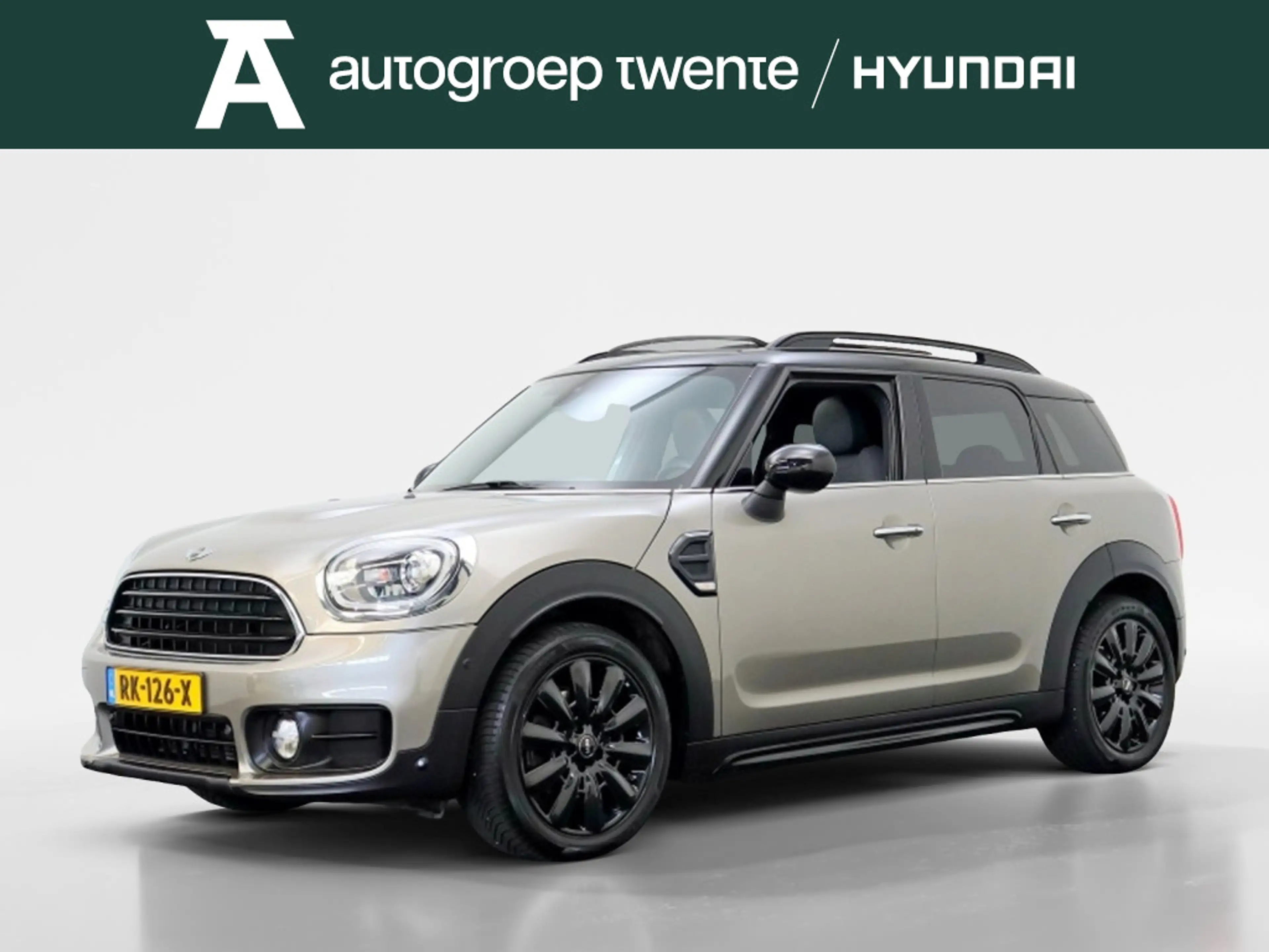 MINI Cooper Countryman 1.5 Chili | Pano | Navi | Stoelverwarming | LED