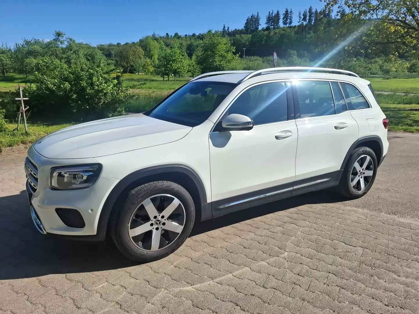 Mercedes-Benz GLB 180 GLB 180 7G-DCT Progressive Weiß - 2