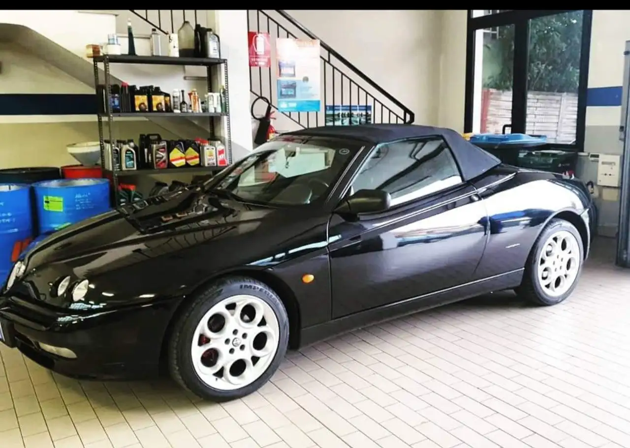 Alfa Romeo Spider 2.0 ts 16v L, foto 1