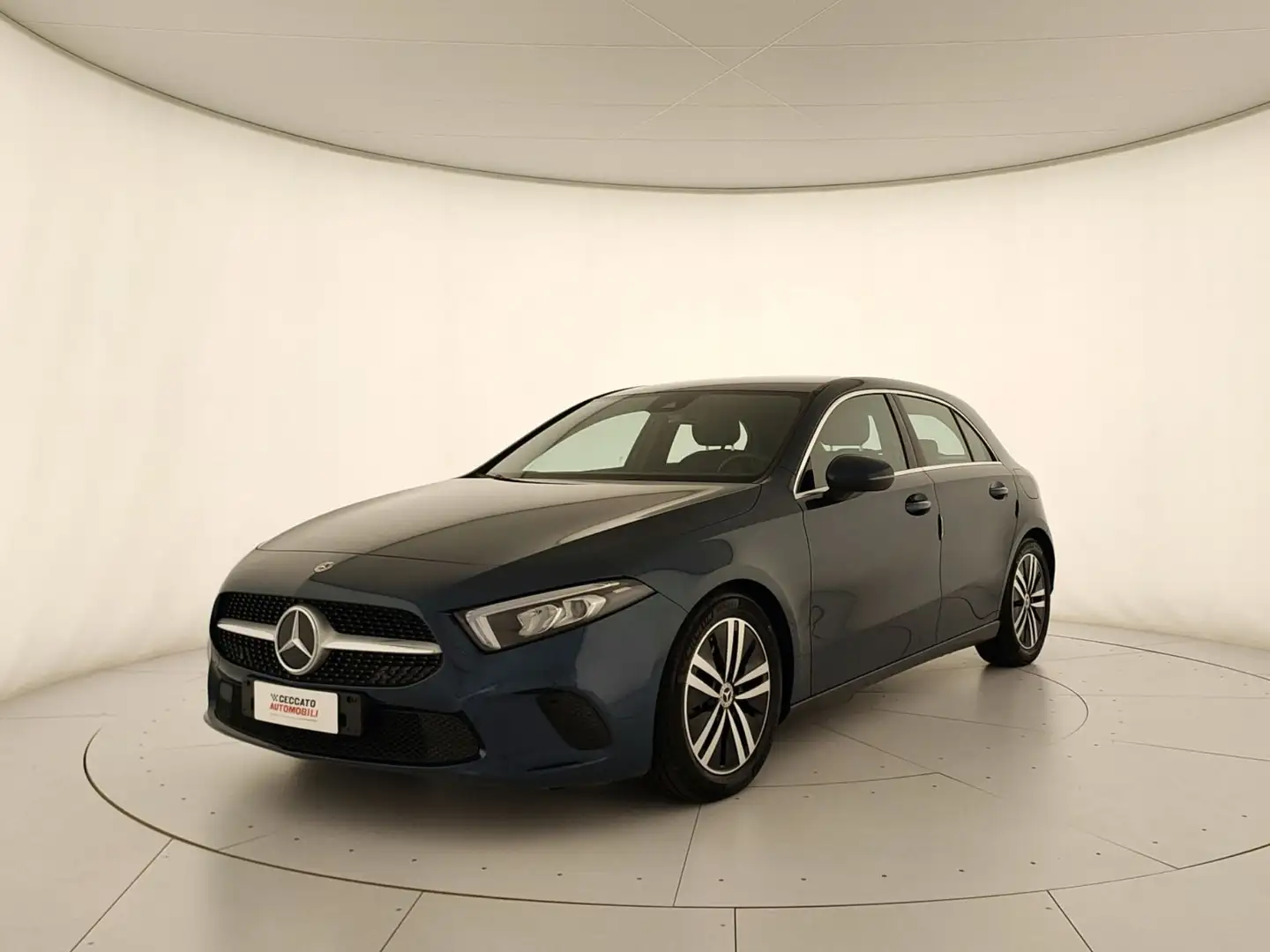 Mercedes-Benz A 160 A 160 Premium Night edition Bleu - 1