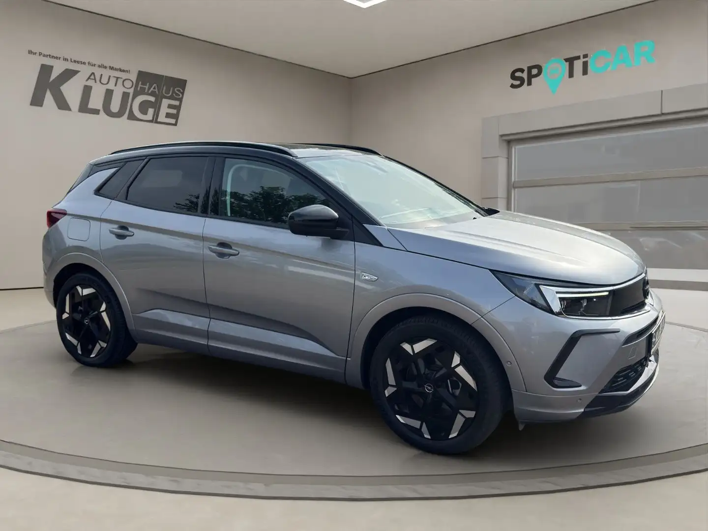 Opel Grandland X Grandland GSe 1,6 Ultimate, RFK, Navi, LED, DAB Grau - 2