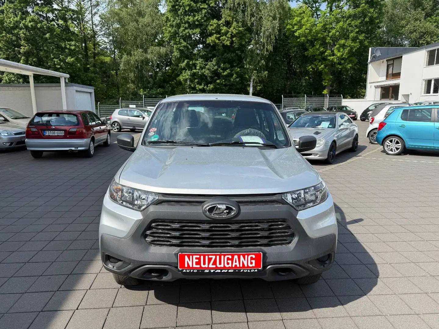 Lada Niva Travel**KLIMAANLAGE+ALLWETTER+SITZHEIZUNG** Plateado - 2