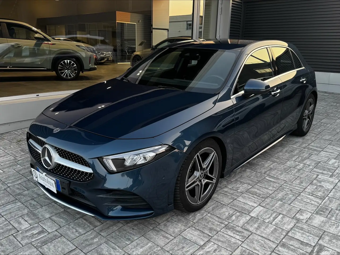 Mercedes-Benz A 180 A 180 Premium auto Bleu - 1