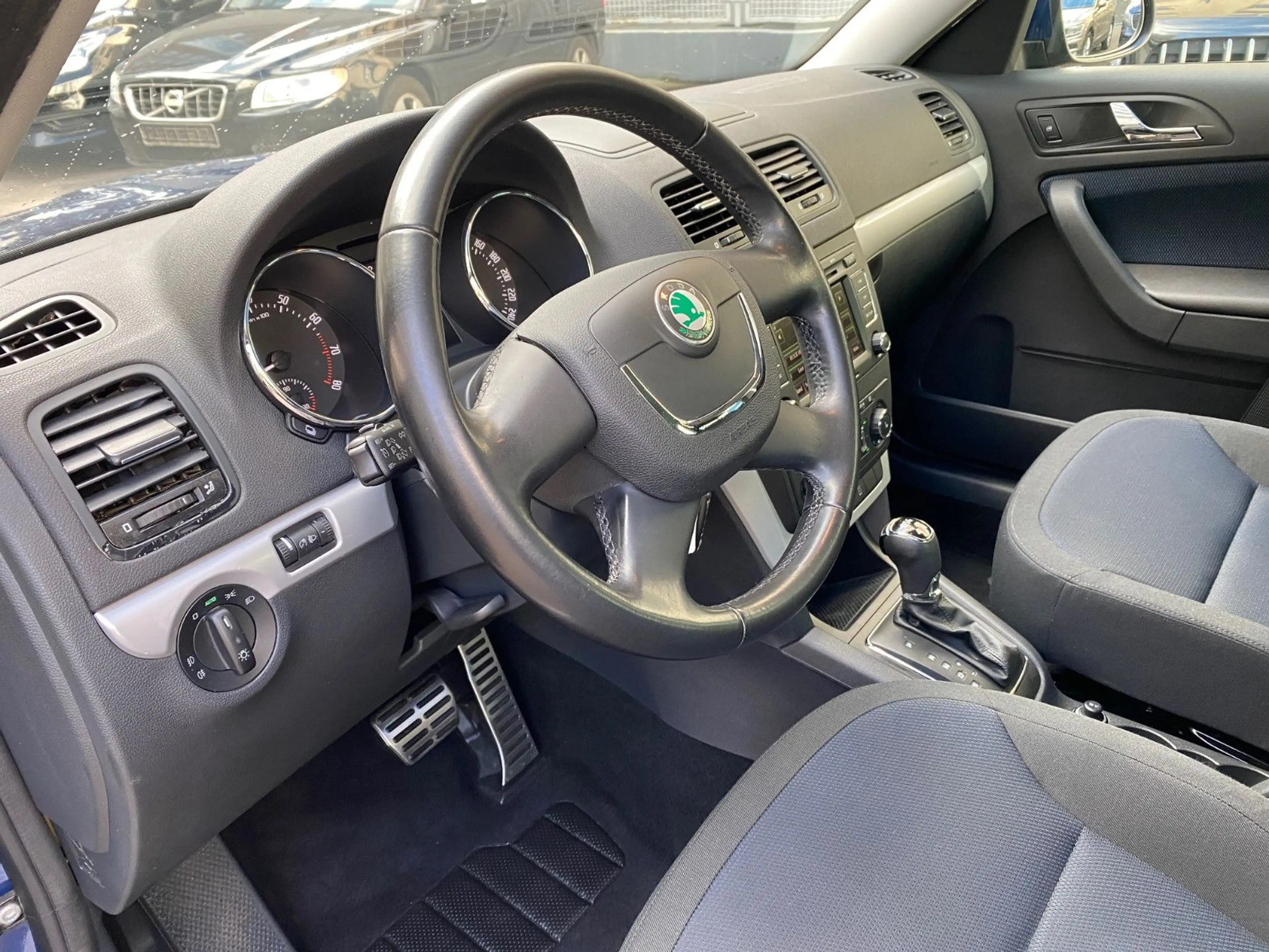 Skoda Yeti 4x4 Ambition Plus Edition 1.Hd Aut/PDC/Sitz — photo 7