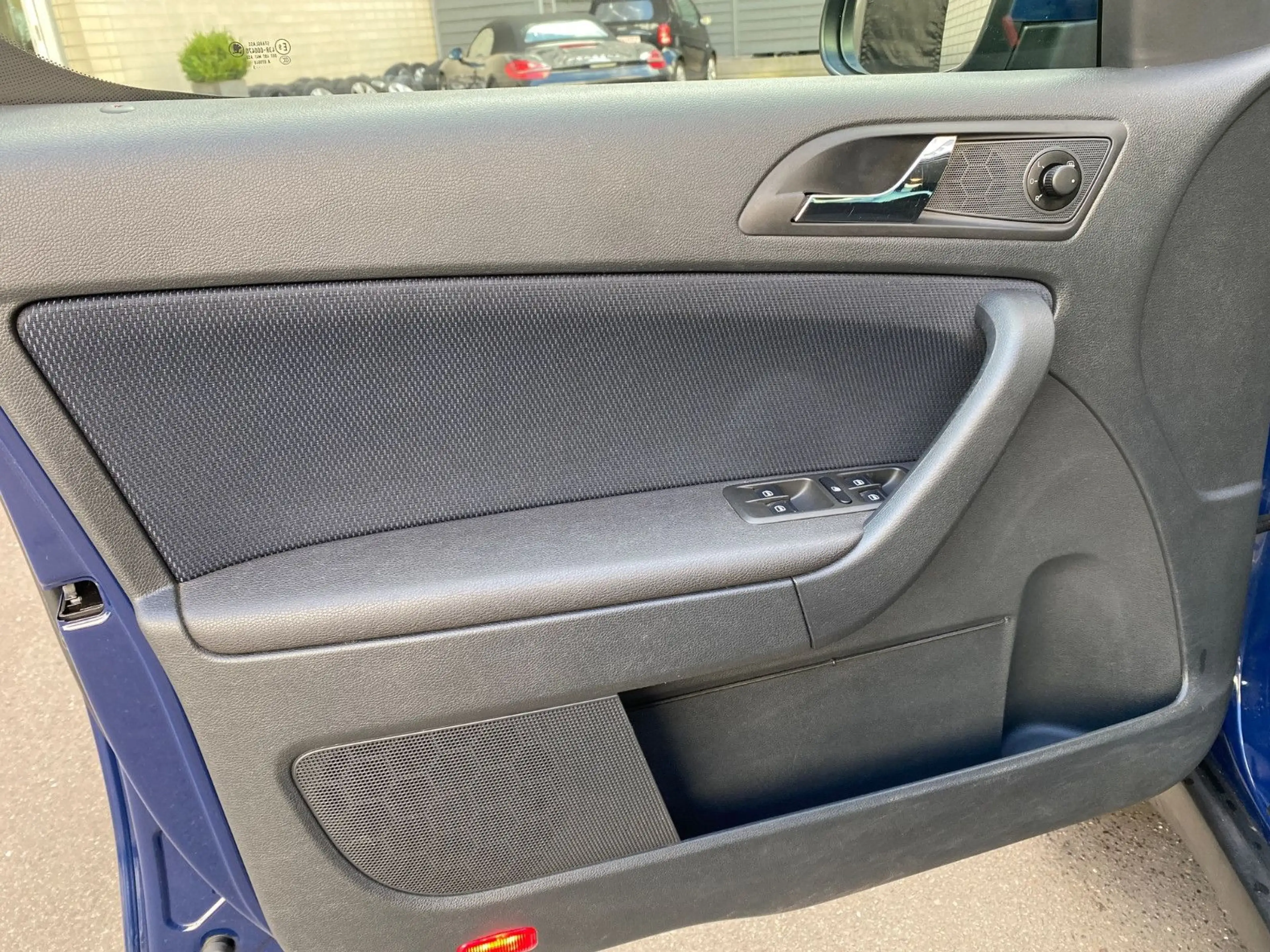 Skoda Yeti 4x4 Ambition Plus Edition 1.Hd Aut/PDC/Sitz — photo 6