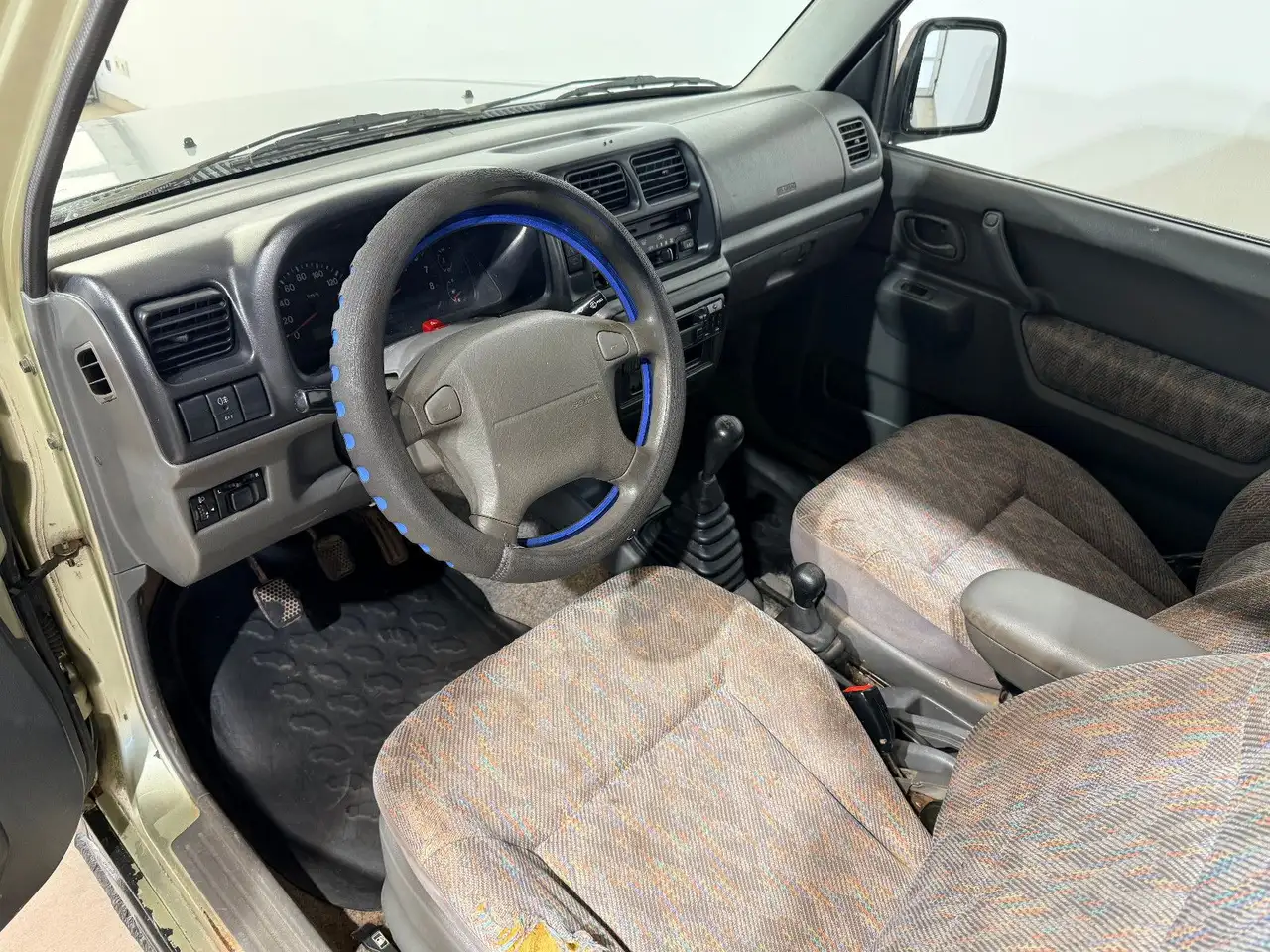 Suzuki Jimny *FRONTBÜGEL+KLIMA+15"LMF ALLWETTER+AHK*, foto 8