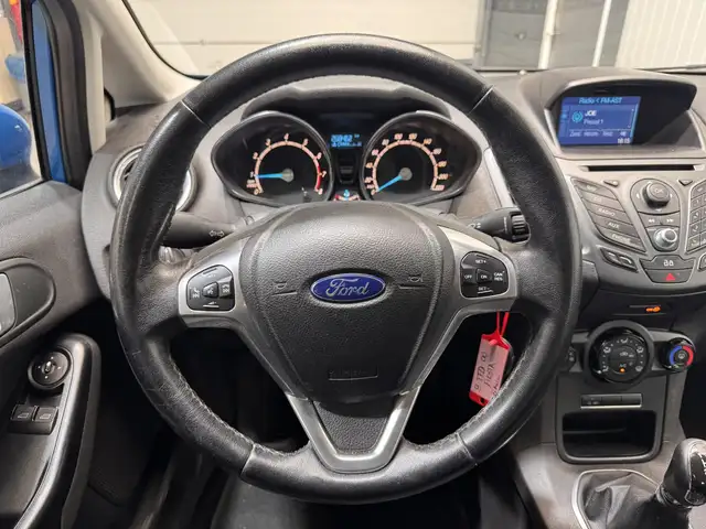 Ford Fiesta view 12