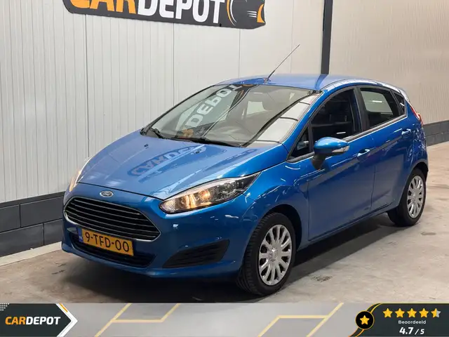 2014 Ford Fiesta in Blue for sale