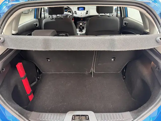 Ford Fiesta view 9