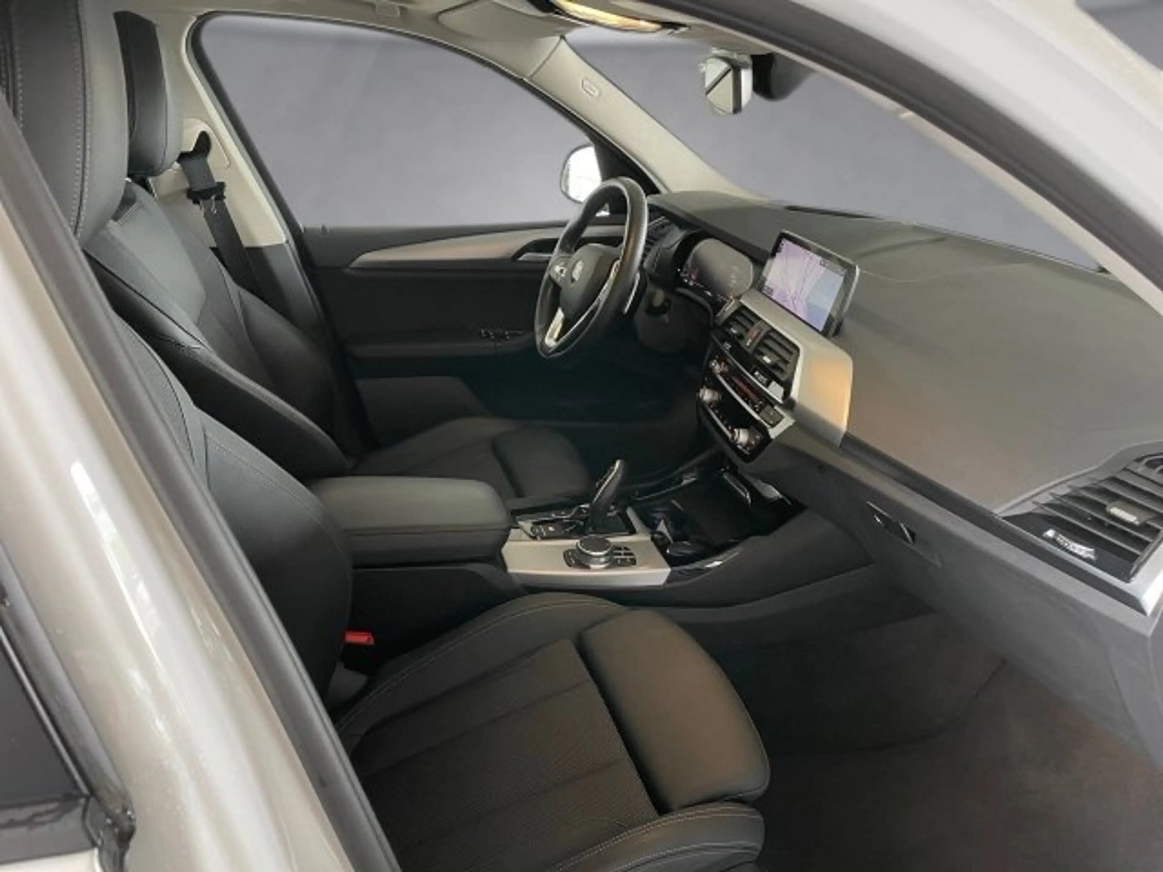 BMW X3 xDrive20d G01 — photo 11