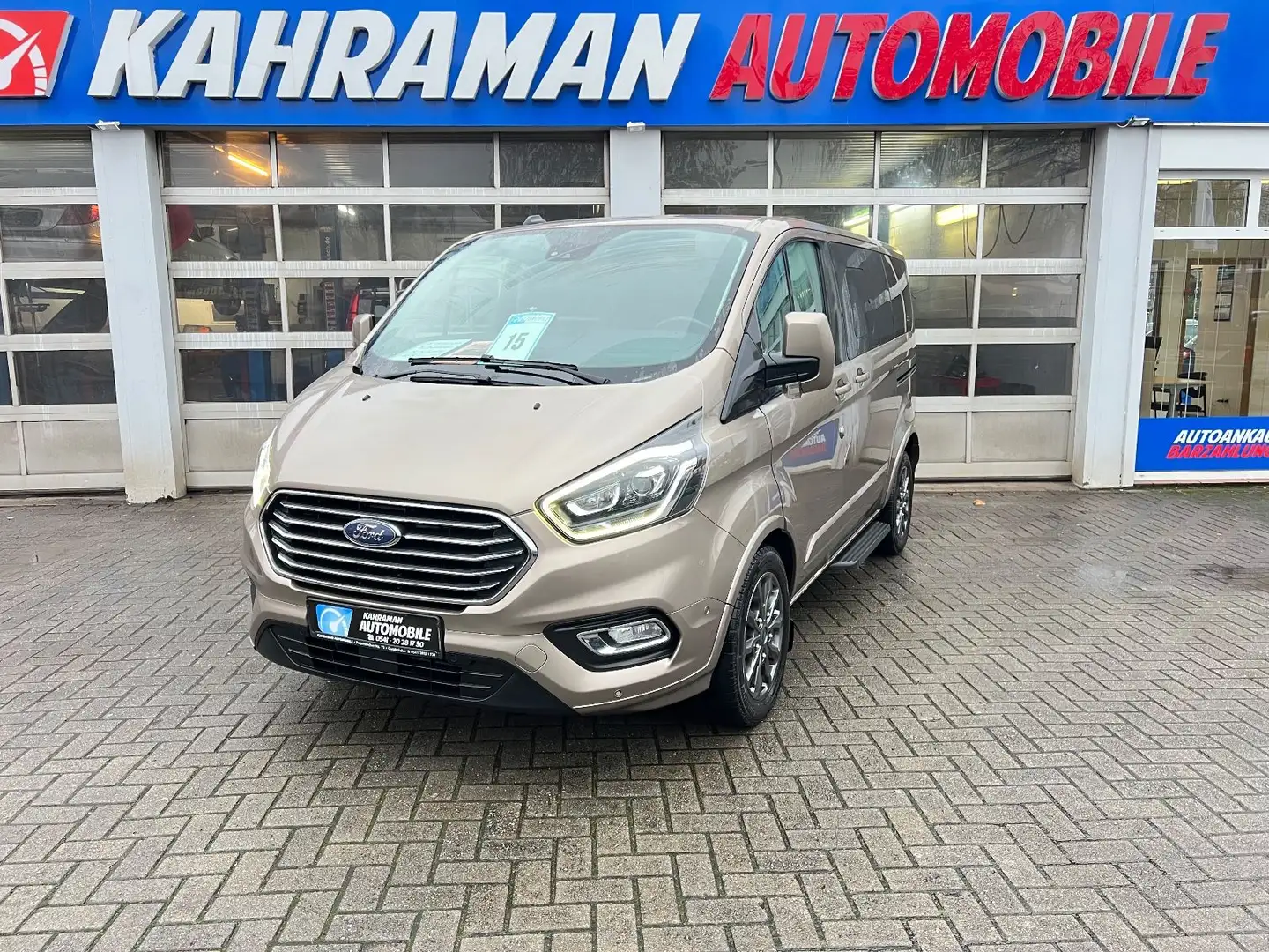 Ford Tourneo Custom Gold - 1