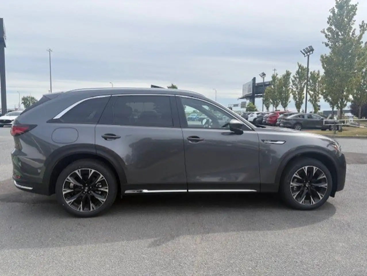 Mazda CX-90 PHEV снимка Mazda CX-90 PHEV