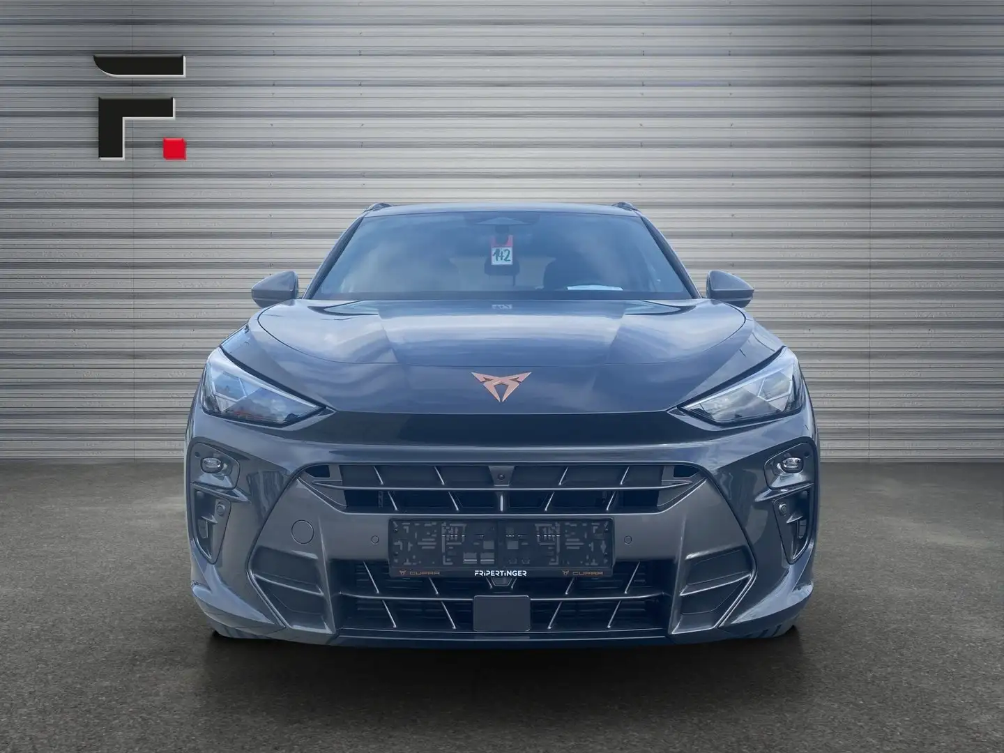 CUPRA Terramar 1.5 e-TSI 150 PS DSG Grau - 2