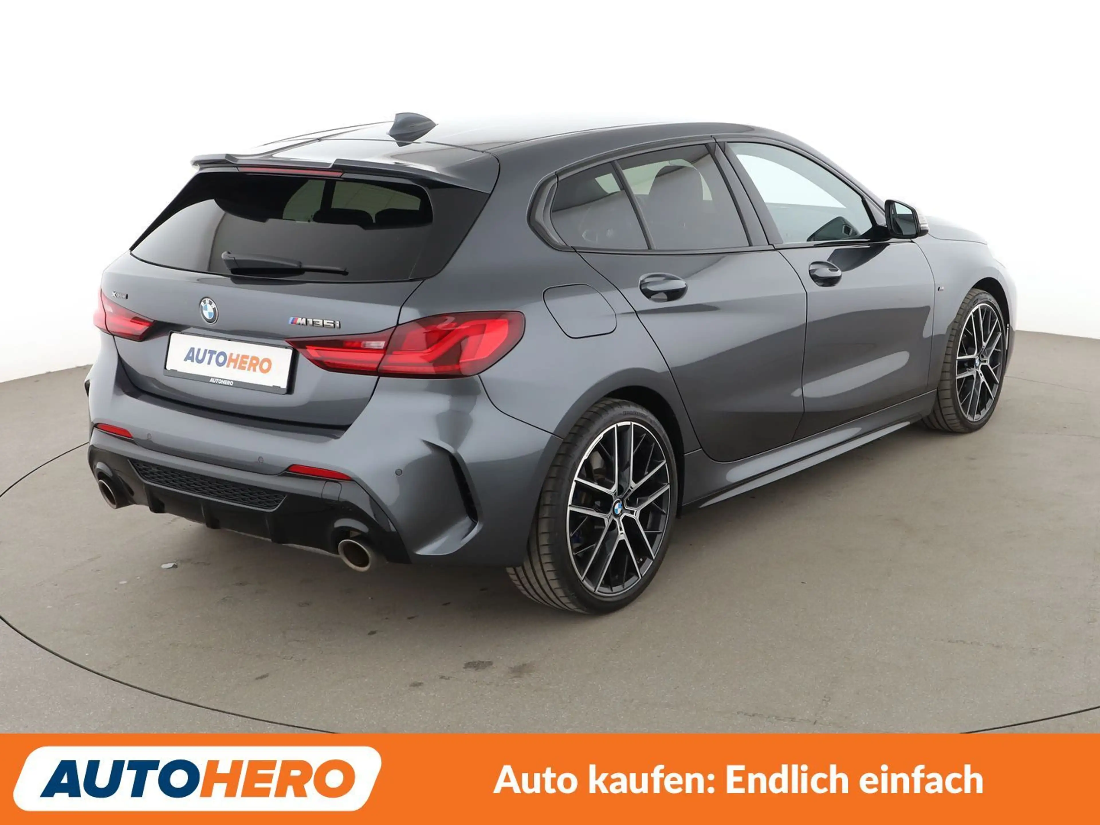 BMW 135 M135i xDrive Aut.*NAVI*HUD*LED*SHZ*PDC* — photo 6