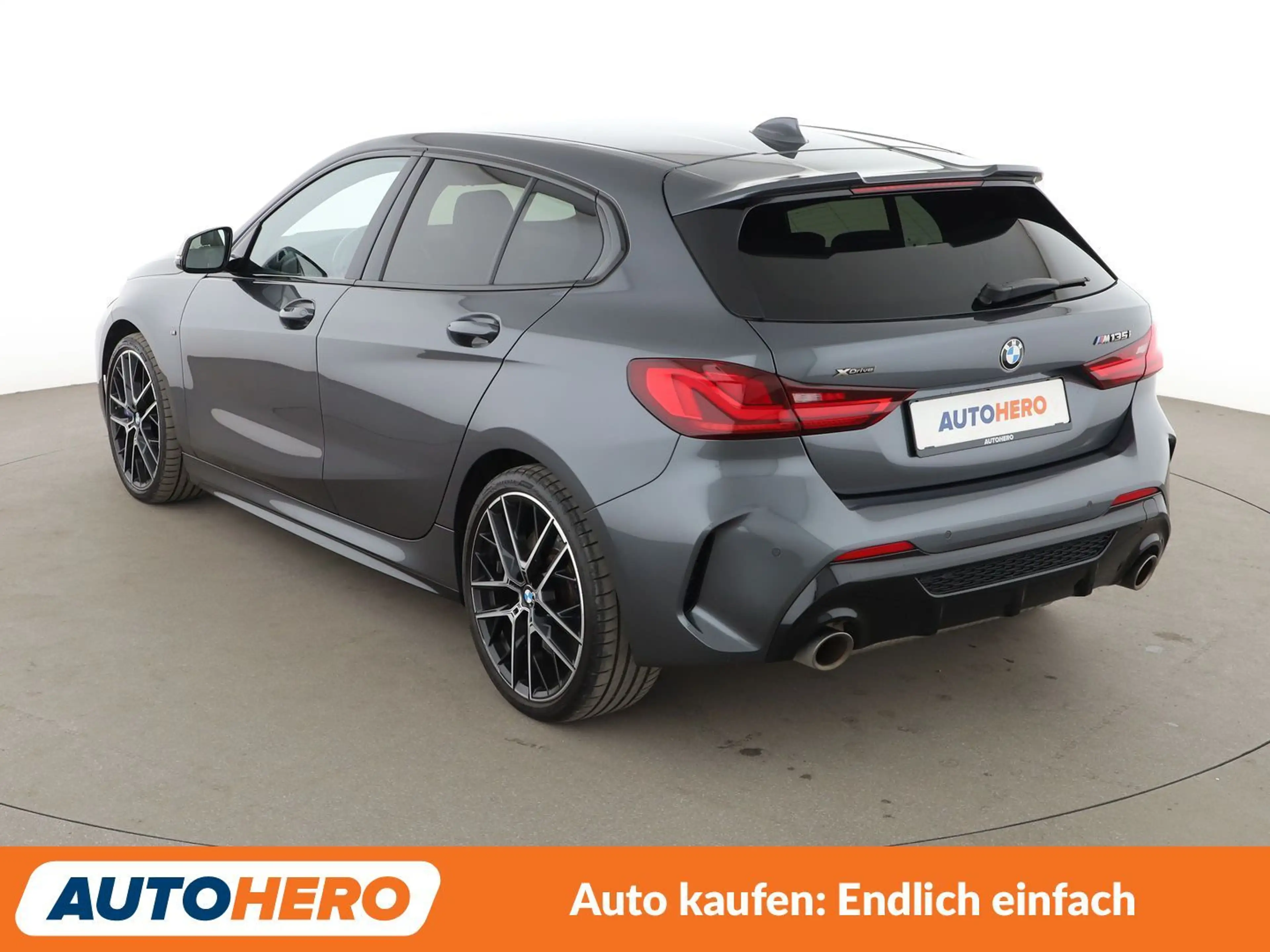 BMW 135 M135i xDrive Aut.*NAVI*HUD*LED*SHZ*PDC* — photo 4