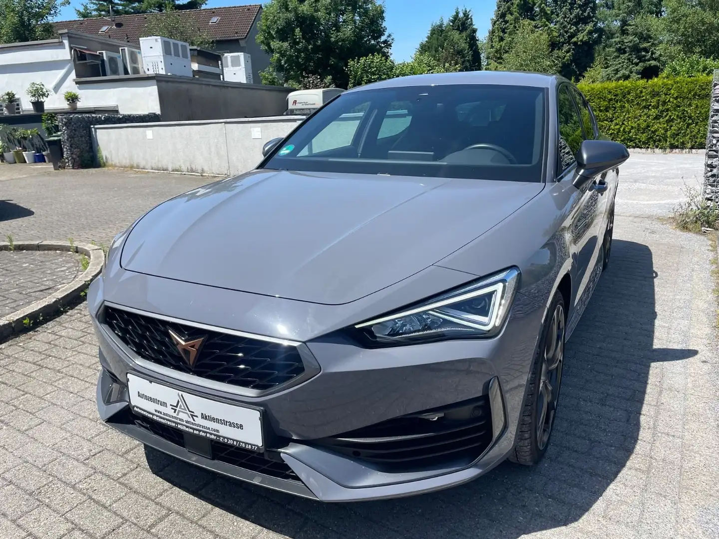 CUPRA Leon Cupra Leon VZ eHybrid Supersport Kamera Navi App Gris - 2