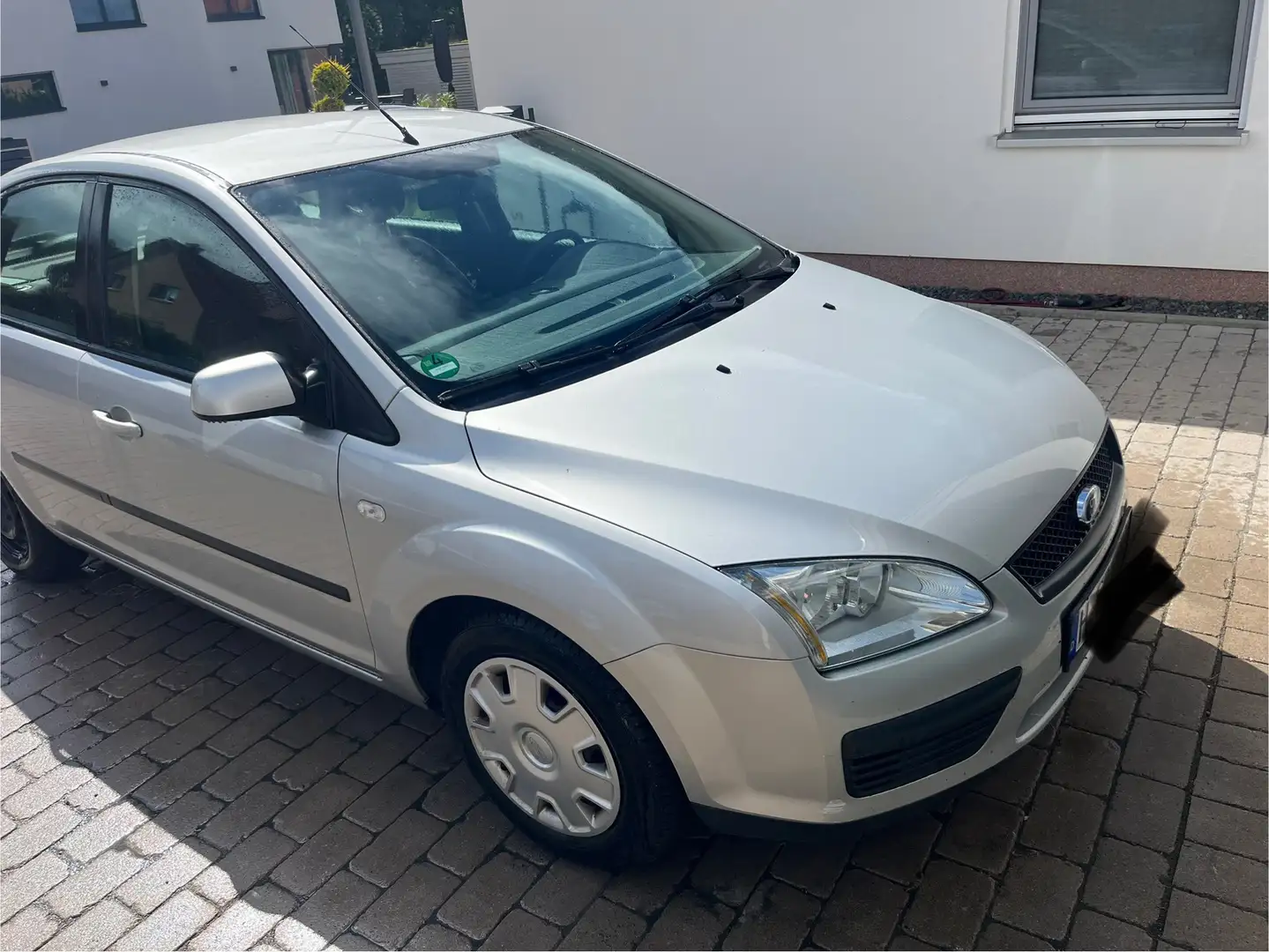 Ford Focus 1.6 16V Ambiente - 1