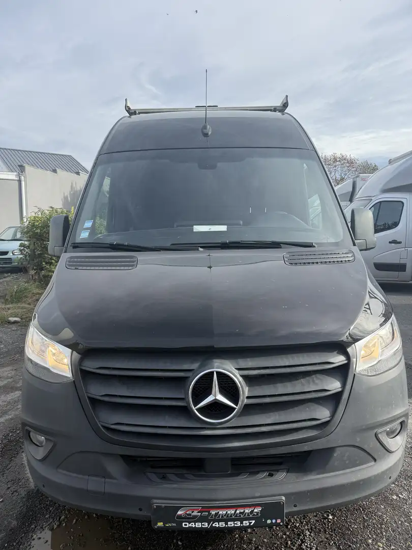 Mercedes-Benz Sprinter Zwart - 2
