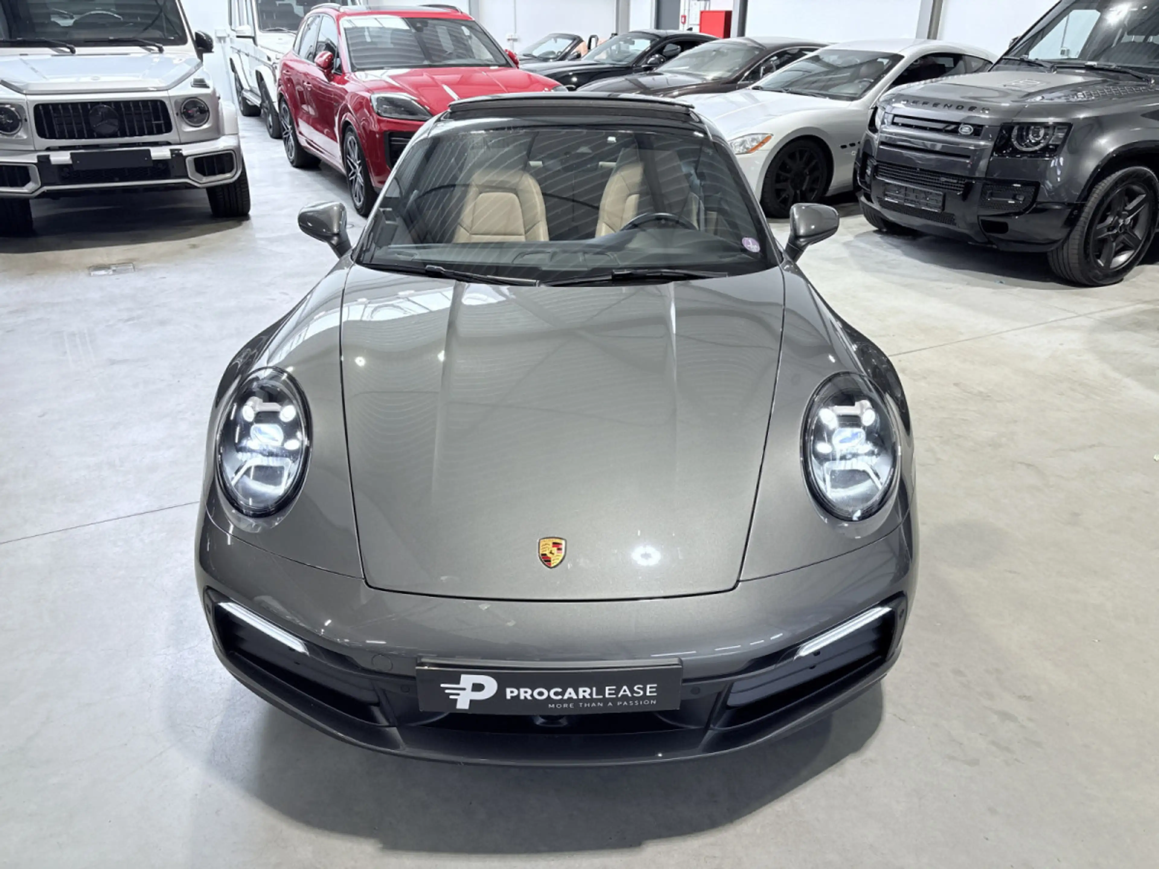 Porsche 992 992 CARRERA 4 /TOIT OUVRANT/ PASM/ CARPLAY — photo 3