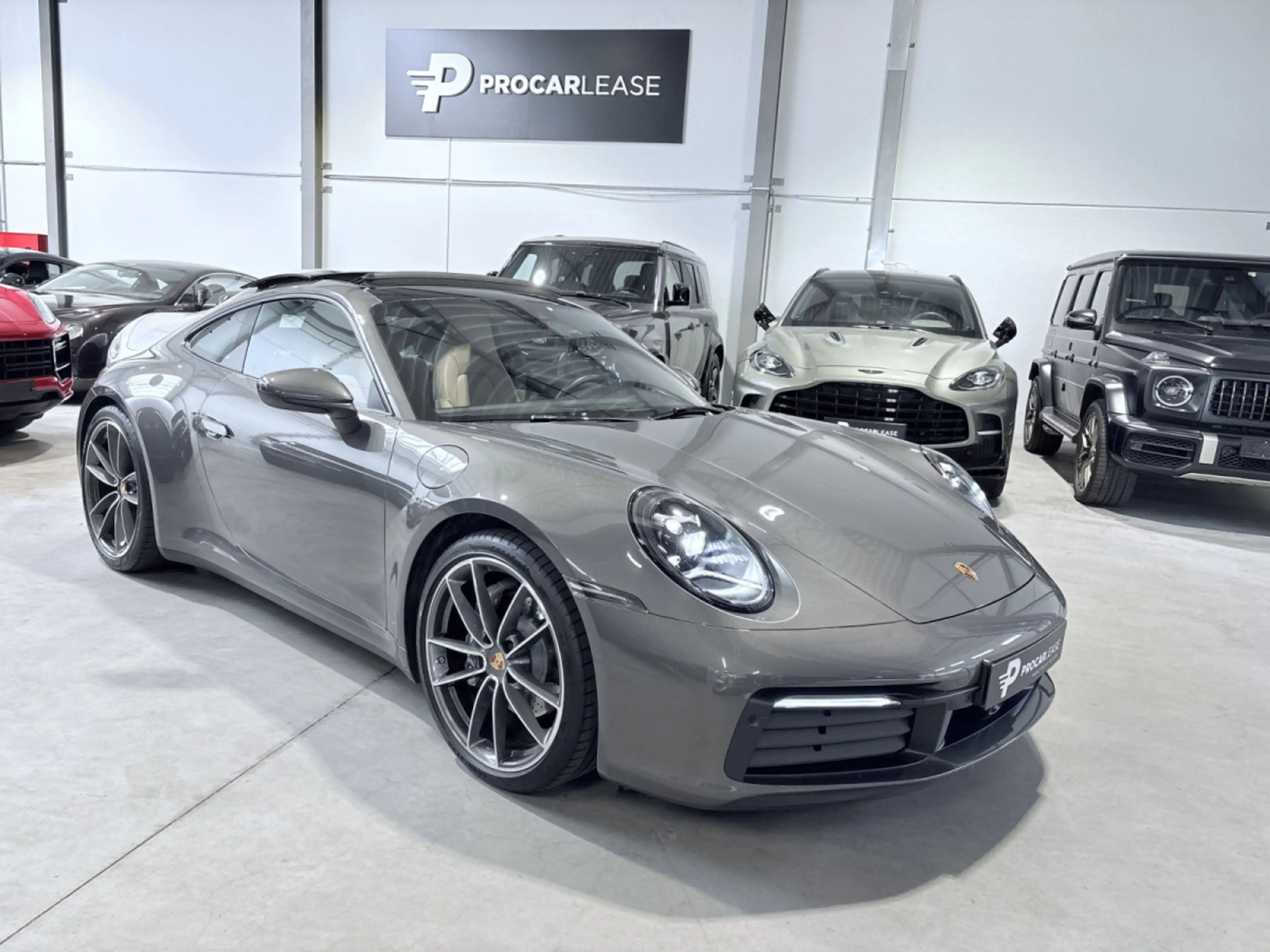 Porsche 992 992 CARRERA 4 /TOIT OUVRANT/ PASM/ CARPLAY — photo 4