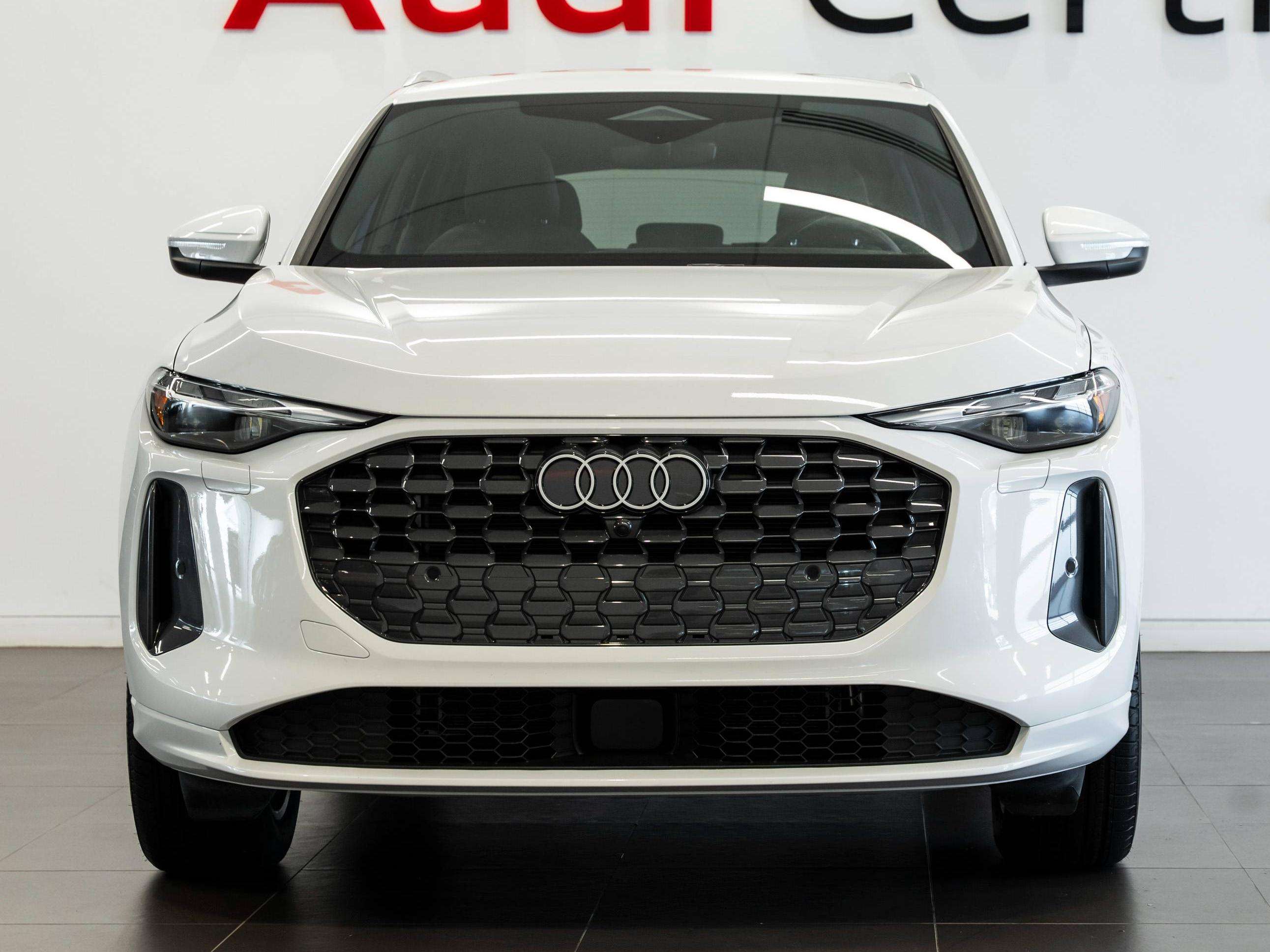 2025 Audi Q5 quattro | À partir de 0.99% | — снимка 1
