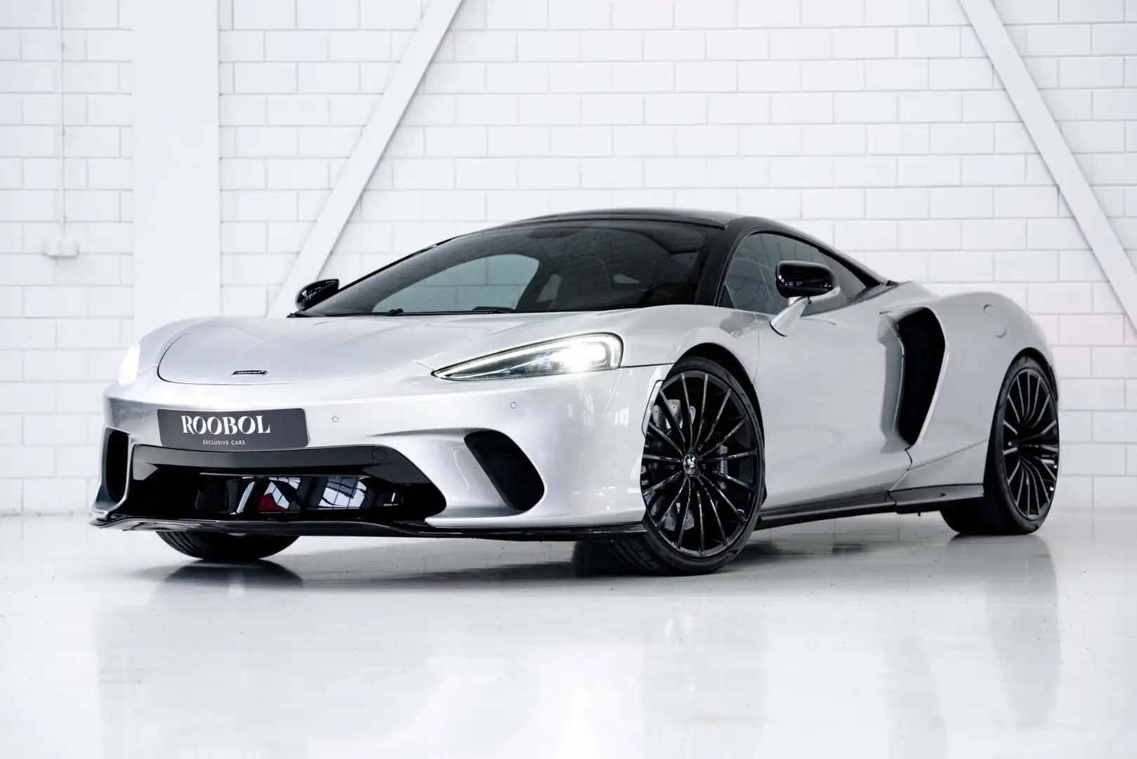 McLaren GT 4.0 V8 l Bower & Wilkins l Carbon l Lift l Sportui Gris - 1