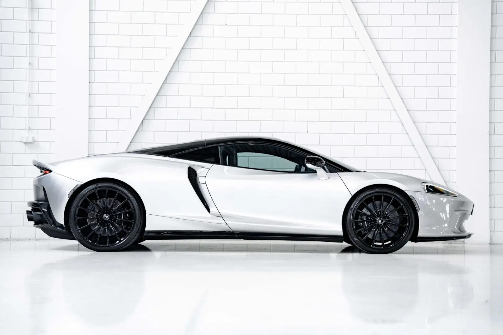 McLaren GT 4.0 V8 l Bower & Wilkins l Carbon l Lift l Sportui Gris - 2