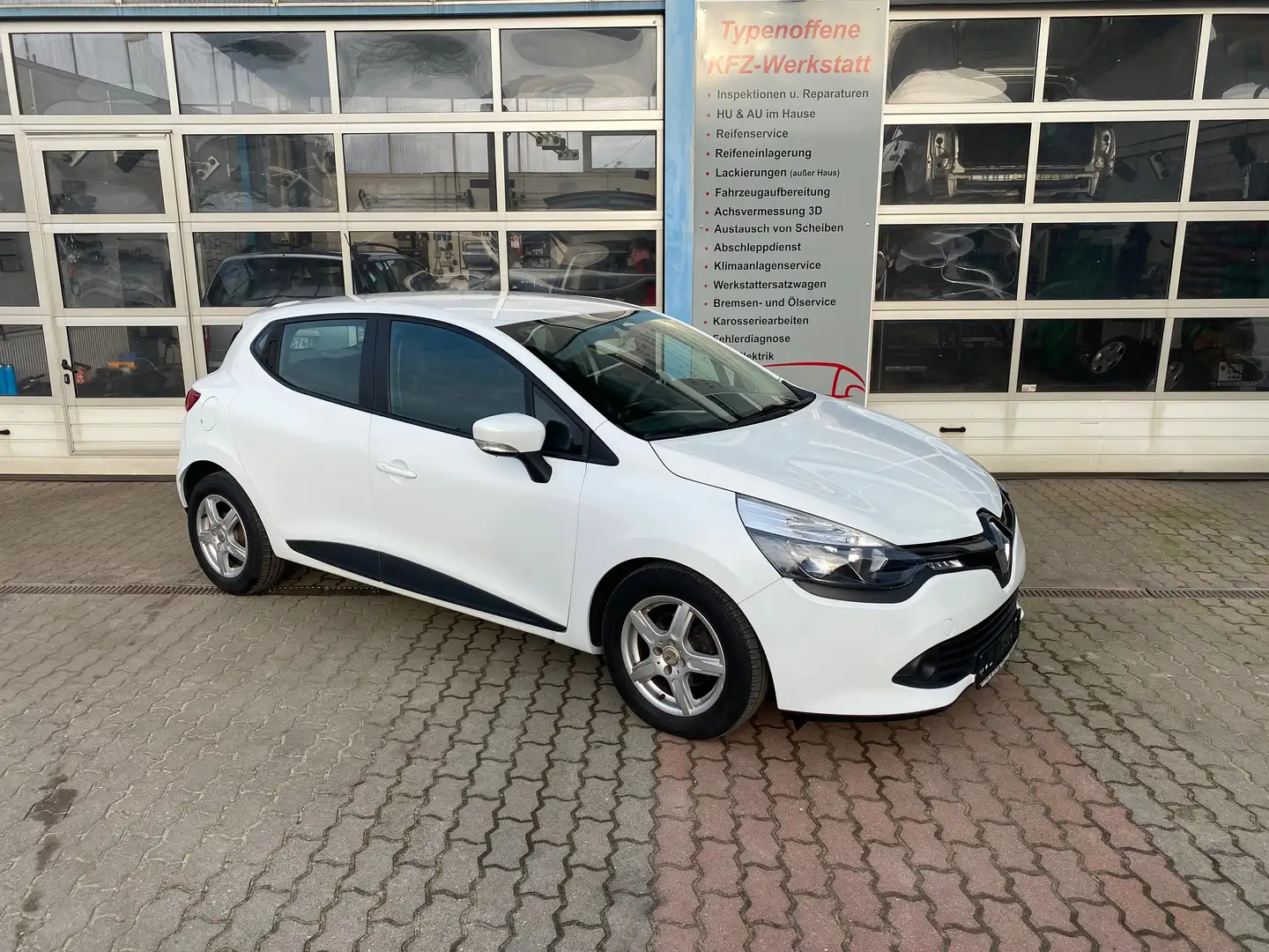 Renault Clio 1.2 , Tempomat, USB, Navi, HU/AU neu Weiß - 1