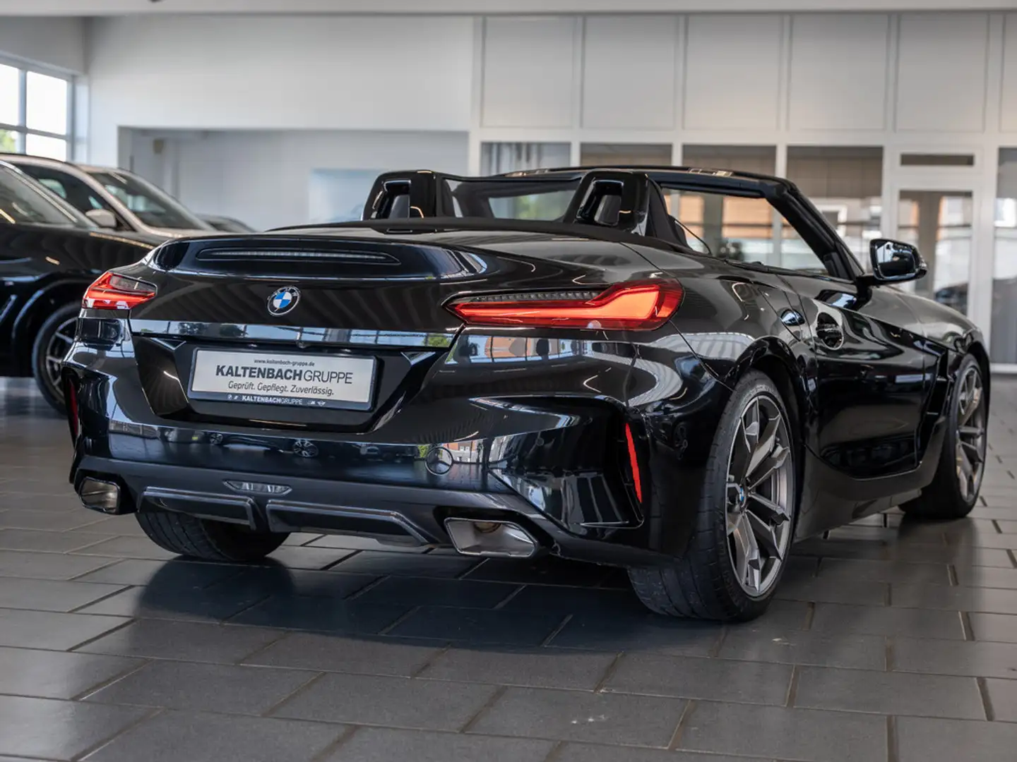 BMW Z4 Roadster M40i HUD LED W-LAN NAVI H/K SHZ Schwarz - 2