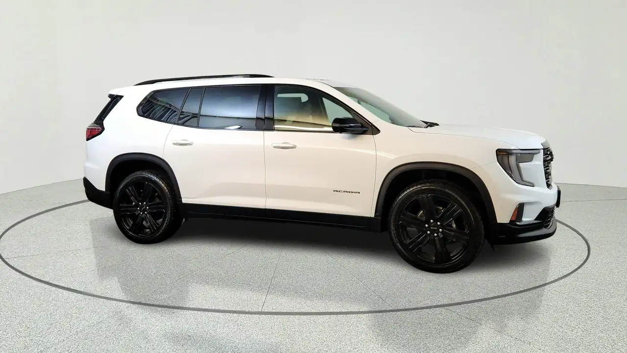 GMC Acadia снимка GMC Acadia