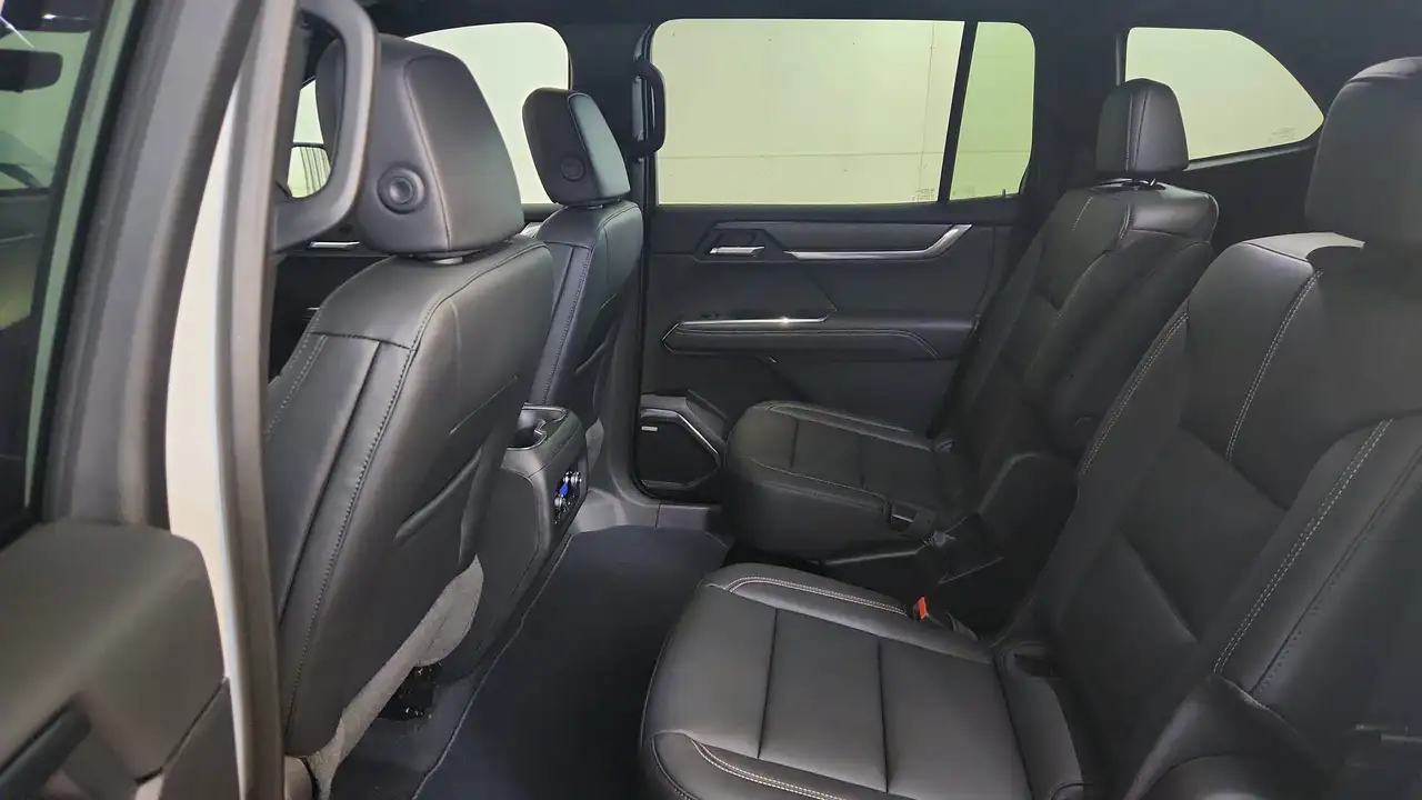 GMC Acadia снимка GMC Acadia