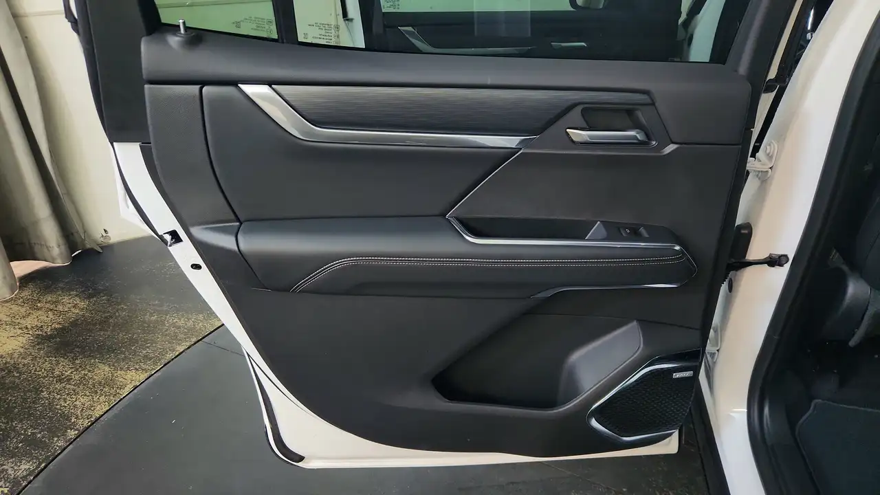 GMC Acadia снимка GMC Acadia
