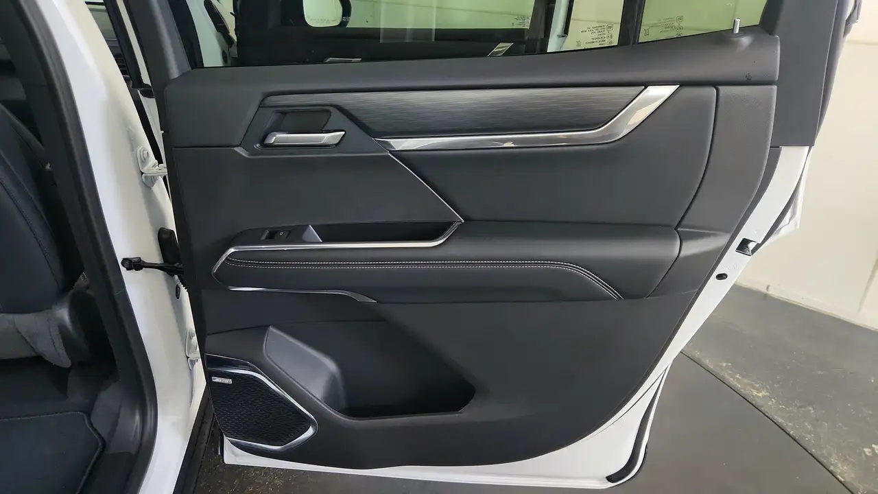 GMC Acadia снимка GMC Acadia