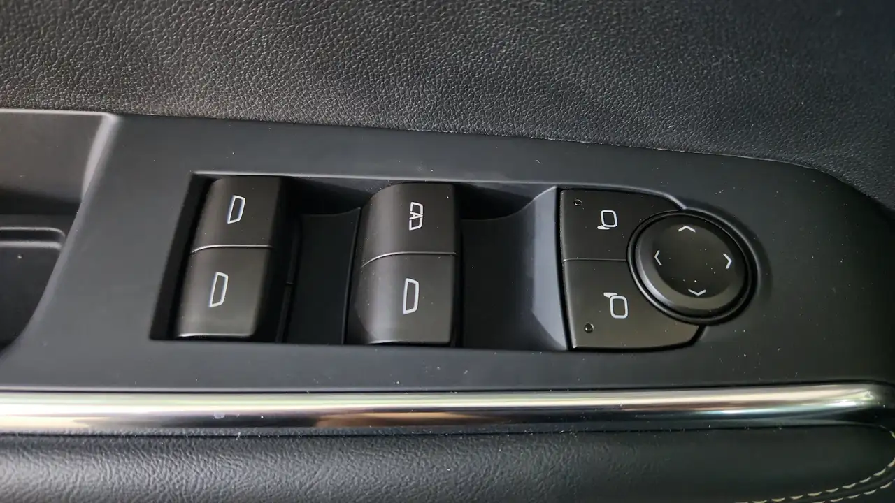 GMC Acadia снимка GMC Acadia