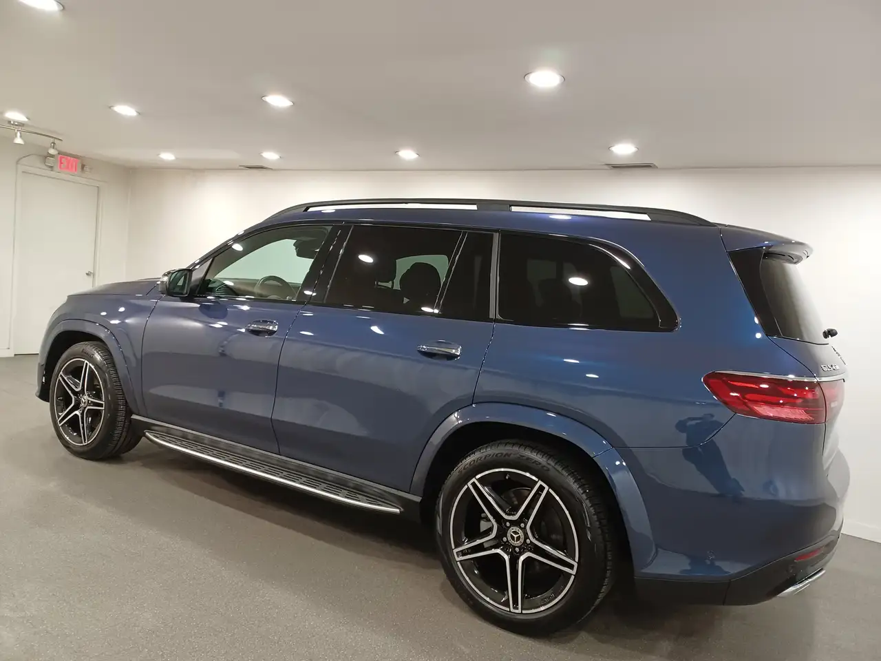 Mercedes-Benz GLS снимка Mercedes-Benz GLS
