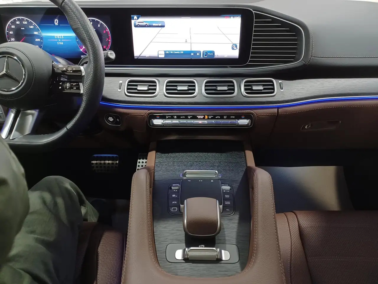 Mercedes-Benz GLS снимка Mercedes-Benz GLS